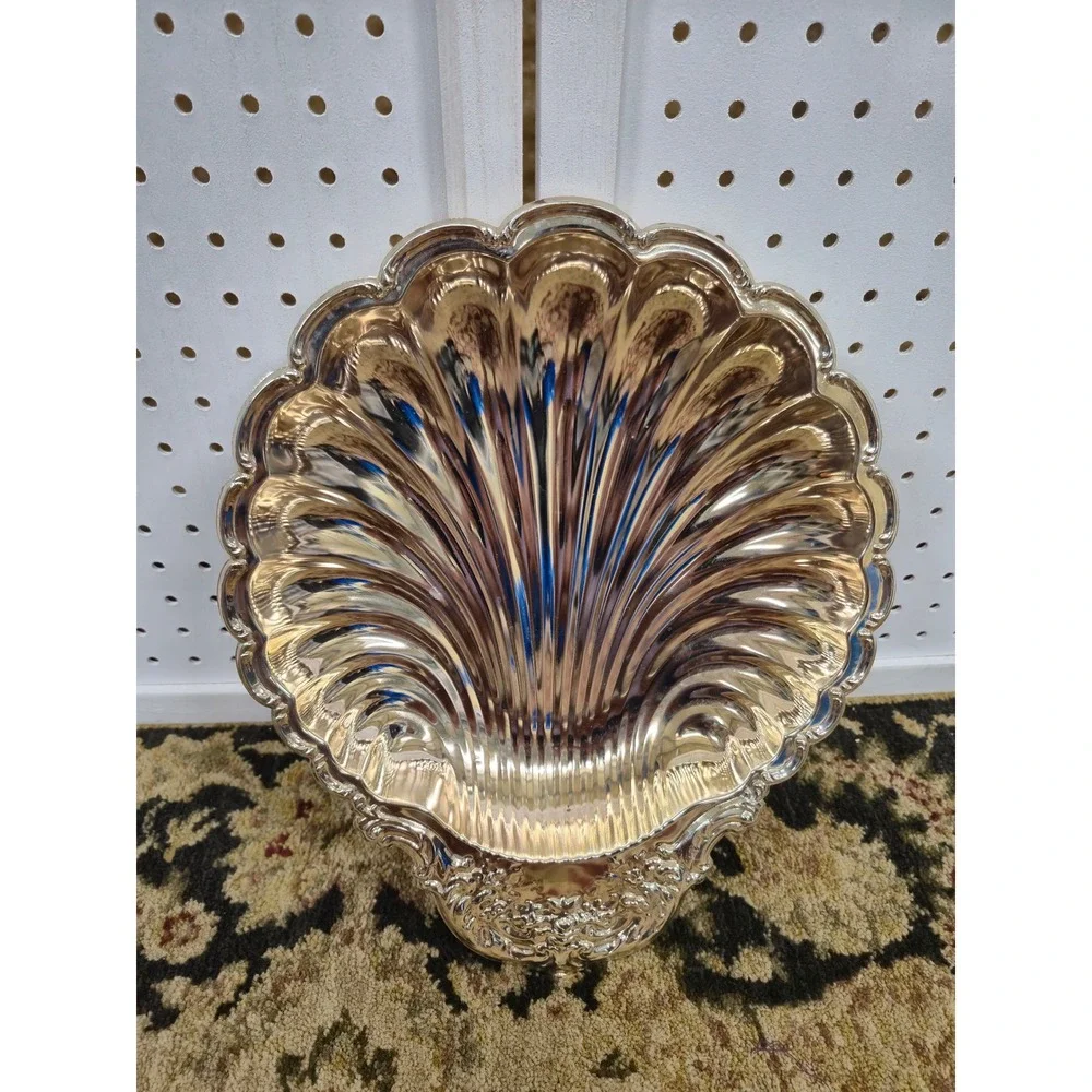 Leonard Silverplated Shell Serving Tray Scalloped Floral Vintage Catchall Dish